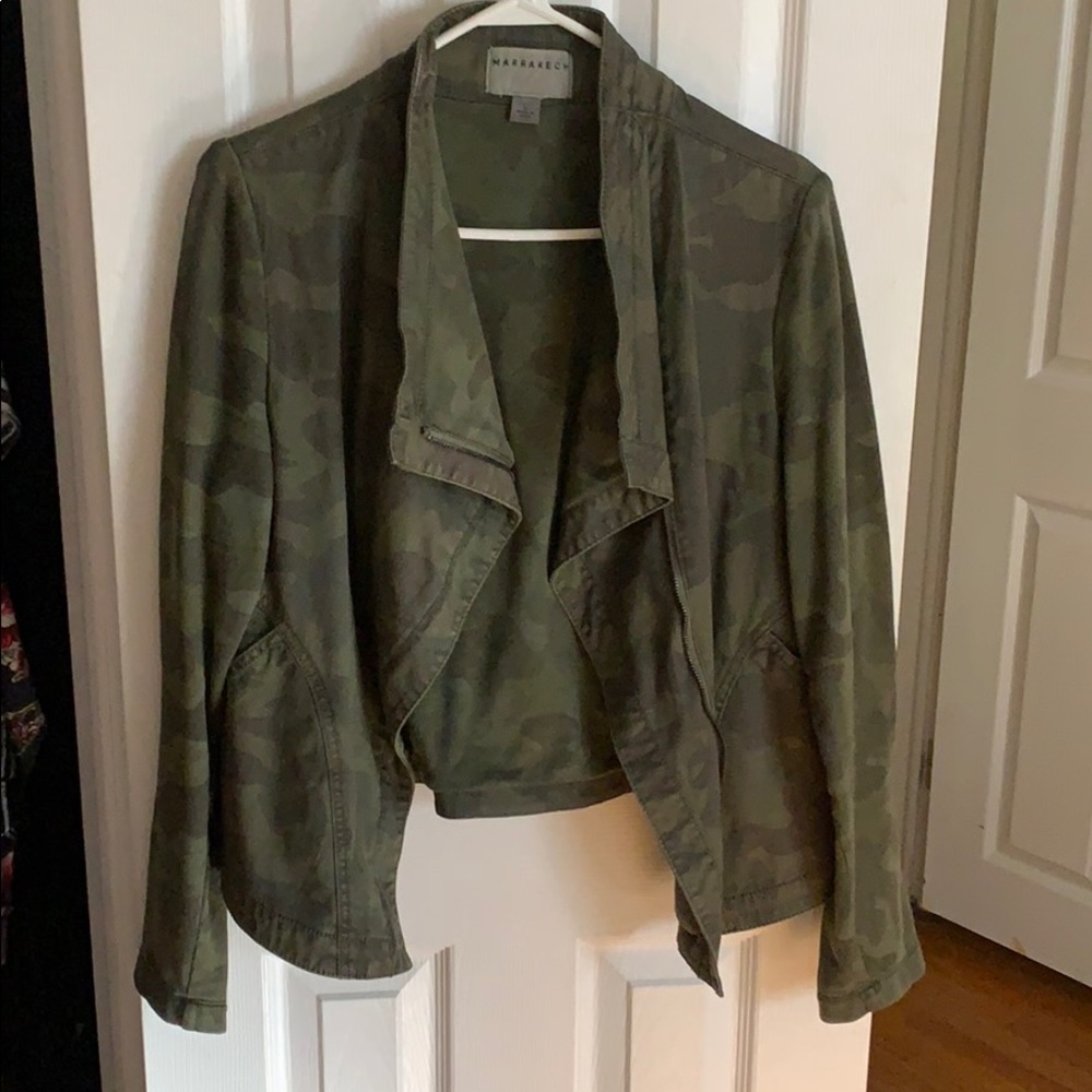 Marrakech camo jacket (from Evereve)